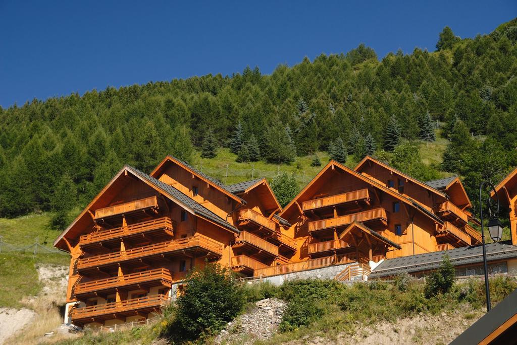 Residence Odalys Le Hameau Et Les Chalets De La Vallee D'Or Valloire Exterior foto